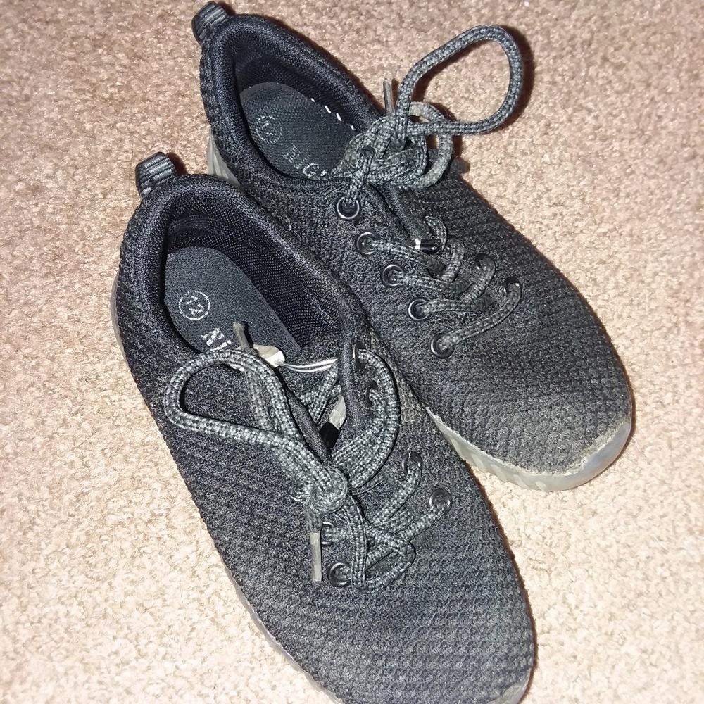 Night up light up shoesSOLD